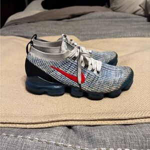 Nike Men's Gray and Red Athletic Shoes